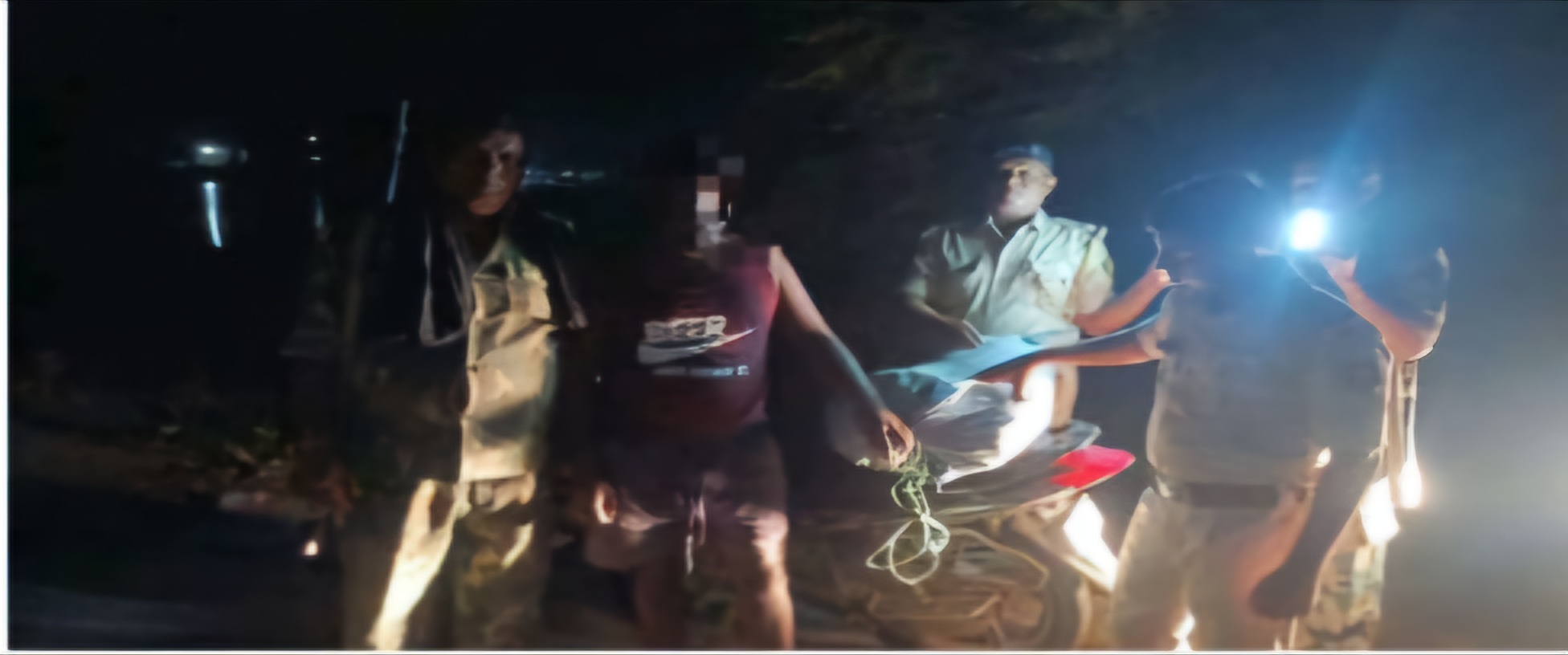 अकिलपुर,डोरीगंज व तरैया से कुल 170 ली० देशी व 100.26 ली० विदेशी शराब जप्त के साथ 01 अभियुक्त गिरफ्तार।
