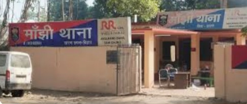 मांझी अंतर्गत दो पक्षों में हुए चाकुबाजी की घटना मे 03 व्यक्ति पुलिस हिरासत में।