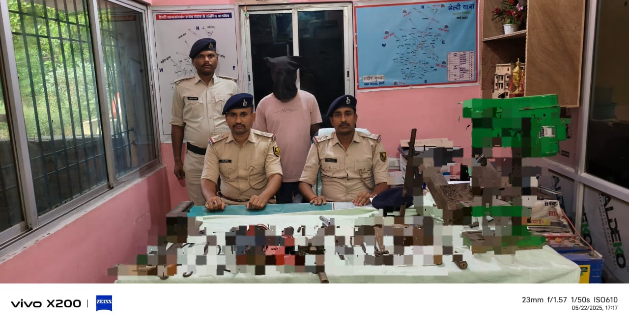 भेल्दी थानान्तर्गत अवैध मिनी गन फैक्ट्री का सफल उद्‌भेदन 01 अभियुक्त गिरफ्तार।