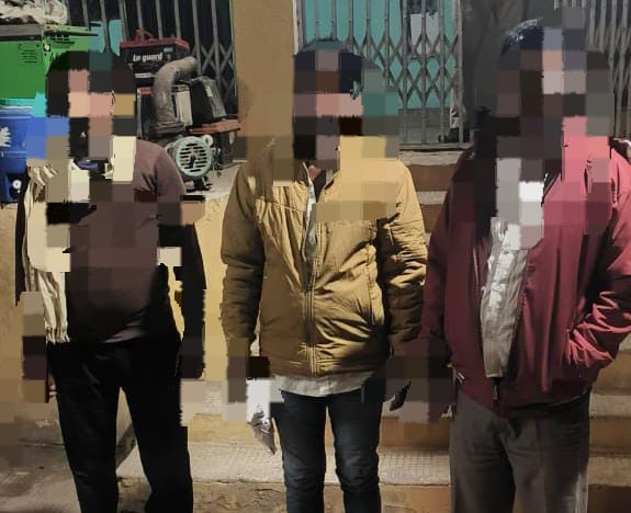 24 घंटे में विशेष अभियान चलाकर 40 अभियुक्तों को किया गया गिरफ्तार।